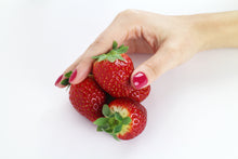 Load image into Gallery viewer, Nail Polish Non Toxic Color Strawberry - Handmade Beauty
